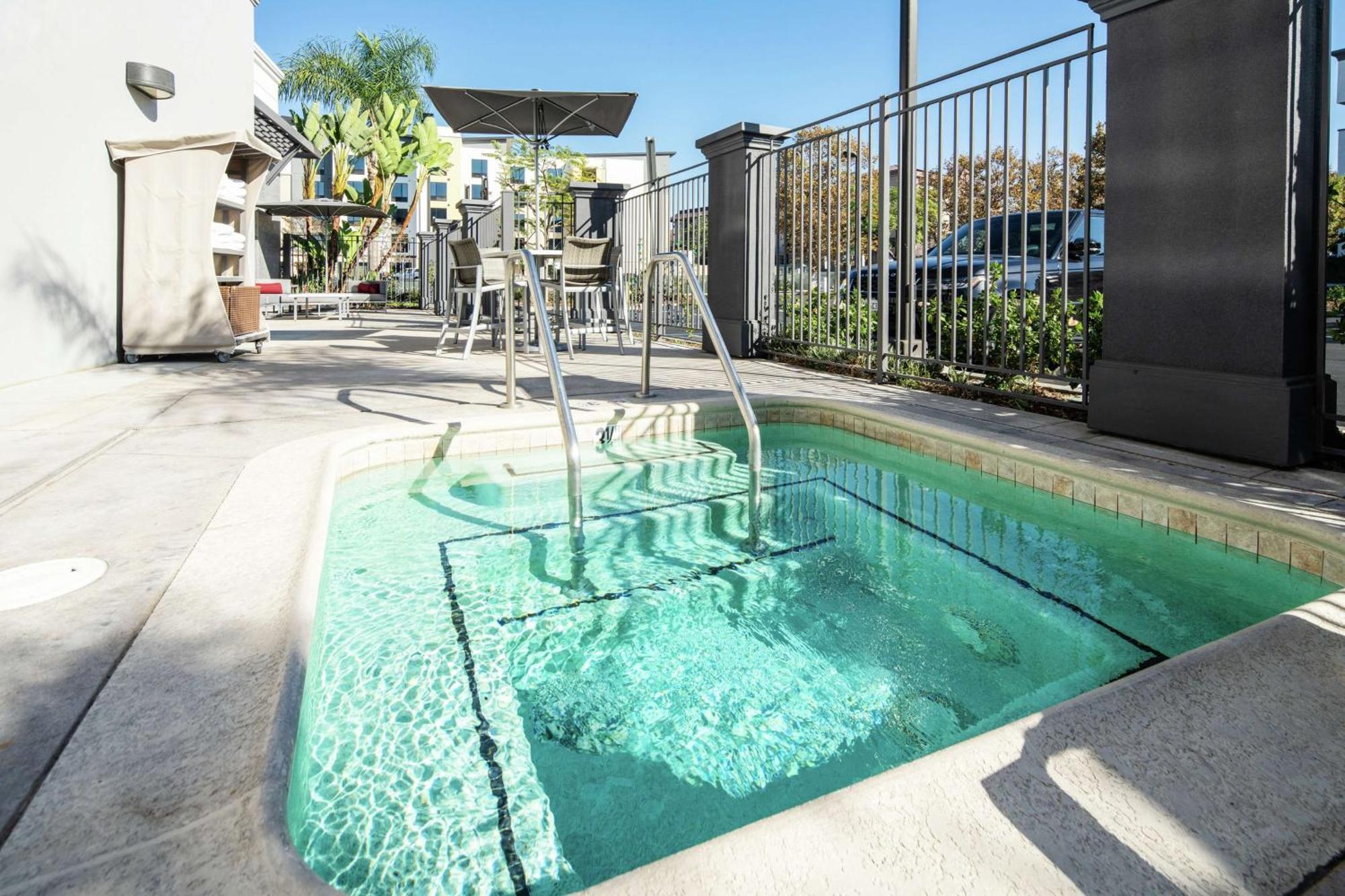 Hilton Garden Irvine Spectrum Forest Hotel 3*