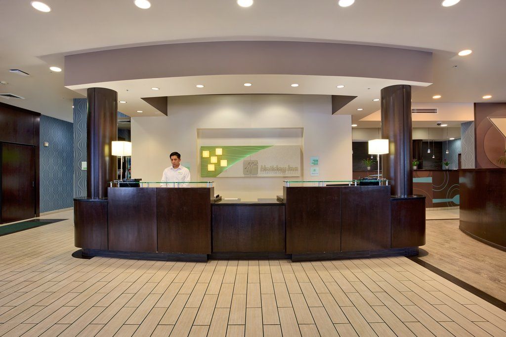 Hilton Garden Irvine Spectrum Forest